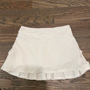 Lulu lemon white tennis skirt